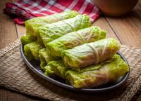 Stuffed cabbage rolls recipe with rice and minced meat