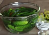 How to pickle cucumbers: cooking recipes